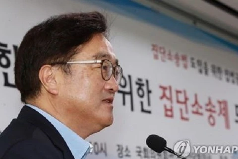Lãnh đạo nhóm nghị sỹ của đảng Dân chủ cầm quyền của Hàn Quốc Woo Won-shik. (Nguồn: Yonhap)