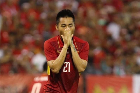 Tuấn Tài tiếc nuối khi bỏ lỡ cơ hội ghi bàn cho U22 Việt Nam.