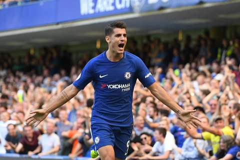 Morata tỏa sáng mang chiến thắng về cho Chelsea. (Nguồn: Daily Mail)