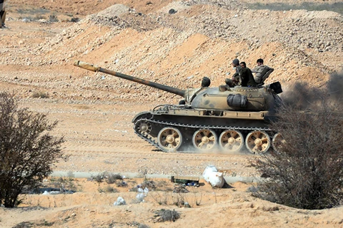 Xe tăng của quân đội chính phủ Syria. (Nguồn: Sputnik)