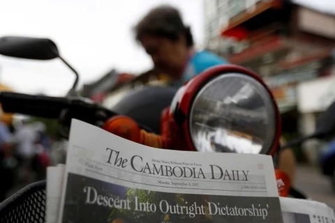 Lãnh đạo tờ The Cambodia Daily bị cấm xuất cảnh. (Nguồn: ABC)