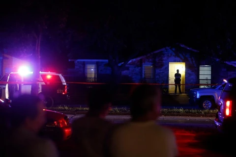 Cảnh sát phong tỏa nơi xảy ra vụ xả súng. (Nguồn: dallasnews.com)