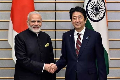 Thủ tướng Ấn Độ Narendra Modi và người đồng cấp Nhật Bản Shinzo Abe. (Nguồn: ndtv.com)