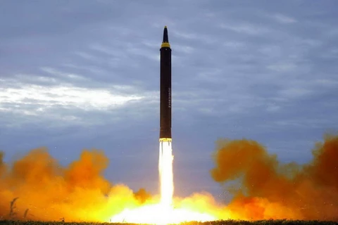 Hình ảnh Triều Tiên phóng tên lửa. (Nguồn: AP)