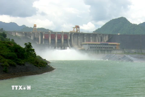 Hồ thủy điện Tuyên Quang. (Ảnh: Văn Tý/TTXVN)
