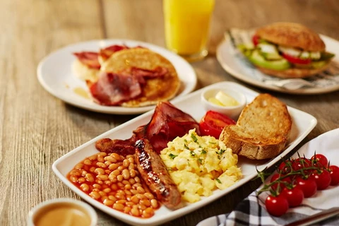 Ăn sáng đầy đủ sẽ tốt cho sức khỏe. (Ảnh minh họa: Bella Italia)
