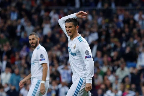 Ronaldo ghi bàn nhưng Real vẫn phải chia điểm.