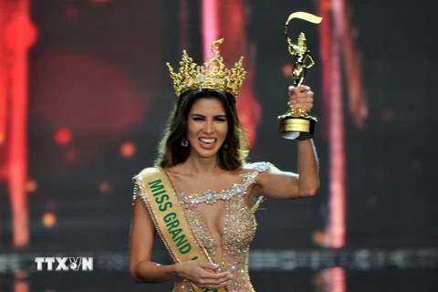 Người đẹp Peru Maria Jose Lara đăng quang Hoa hậu Hòa bình thế giới 2017. (Ảnh: Lê Sen/TTXVN)