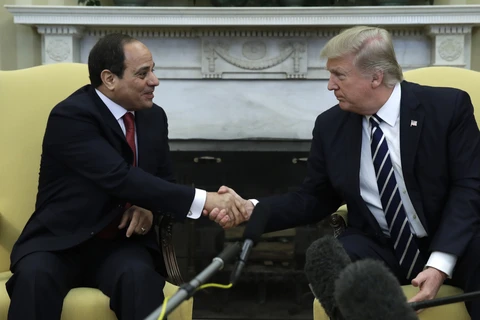 Tổng thống Ai Cập al-Sisi và người đồng cấp Mỹ Donald Trump. (Nguồn: Politico)
