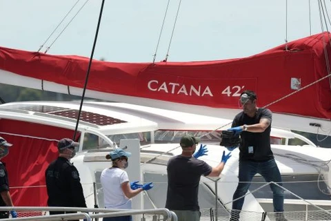 Cảnh sát bắt giữ chiếc du thuyền chở ma túy. (Nguồn: smh.com.au)