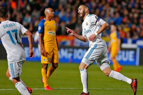 Benzema lập cú đúp góp công đưa Real Madrid vào vòng knock-out. (Nguồn: AFP/Getty Images)