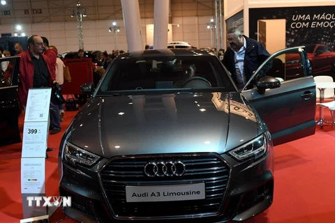 Một mẫu xe Audi được giới thiệu tại triển lãm ôtô Lisbon, Bồ Đào Nha ngày 21/11. (Nguồn: THX/TTXVN)