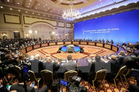 Toàn cảnh một vòng đàm phán tại thủ đô Astana của Kazakhstan về tìm lối thoát cho cuộc xung đột ở Syria, ngày 15/9. (Nguồn: AFP/TTXVN)