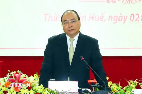 Thủ tướng Nguyễn Xuân Phúc phát biểu chỉ đạo tại buổi làm việc với lãnh đạo chủ chốt tỉnh Thừa Thiên Huế. (Ảnh: Thống Nhất/TTXVN)