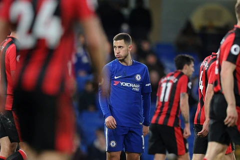 Hazard không thể giúp Chelsea tránh khỏi thảm bại.