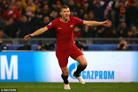 Edin Dzeko lập công đưa Roma vào tứ kết. (Nguồn: Reuters)