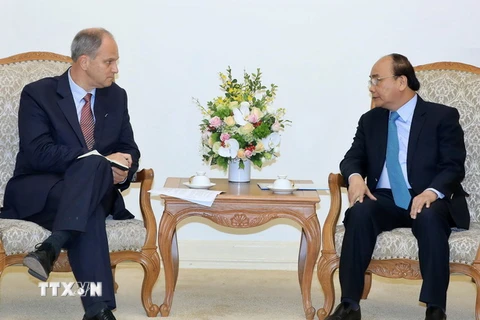 Thủ tướng Nguyễn Xuân Phúc tiếp Ngài Christian Berger, Đại sứ Cộng hoà Liên bang Đức tại Việt Nam. (Ảnh: Thống Nhất/TTXVN)
