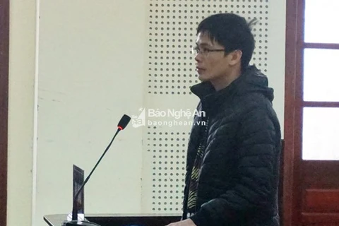 Bị cáo Nguyễn Viết Dũng tại phiên tòa. (Nguồn: Baonghean.vn)