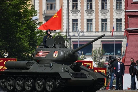Hình ảnh lễ diễu binh mừng ngày Chiến thắng trên Quảng trường Đỏ