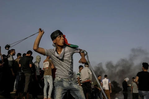 Người dân Palestine biểu tình phản đối Israel. (Nguồn: latimes.com)