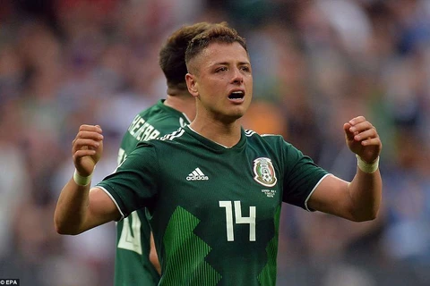 Còn các cầu thủ Mexico, họ đã không giấu được niềm hạnh phúc sau chiến thắng lịch sử.