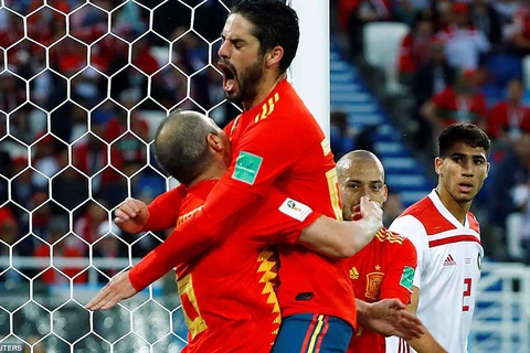 Tây Ban Nha sẽ đối đầu Nga ở vòng 1/8. (Nguồn: Reuters)