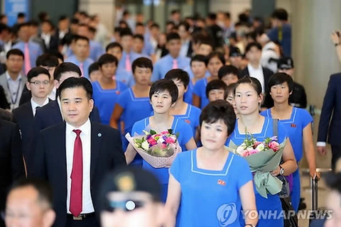 Các vận động viên Triều Tiên tại sân bay Incheon. (Nguồn: Yonhap)