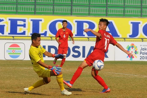 U16 Việt Nam (áo đỏ) thắng đậm U16 Timor Leste. (Nguồn: VFF)