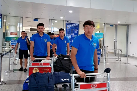 U23 Uzbekistan đặt chân đến Hà Nội. (Nguồn: VFF)