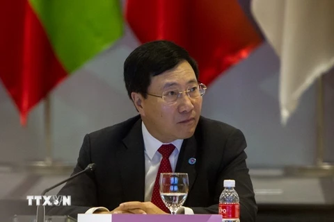 AMM 51: Phó Thủ tướng Phạm Bình Minh tham dự các hội nghị liên quan