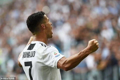 Ronaldo cán mốc 400 bàn thắng tại các giải vô địch quốc gia. (Nguồn: Reuters)