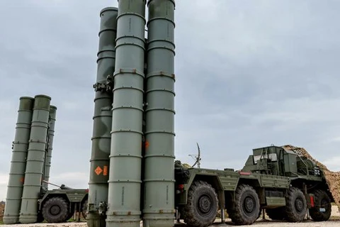 Hệ thống tên lửa S-300. (Nguồn: dw.com)