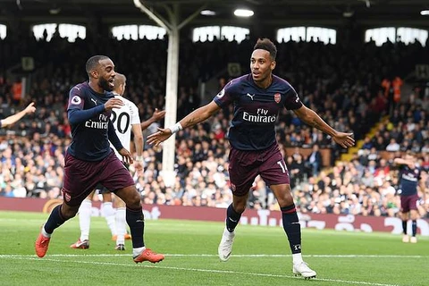 Arsenal giành chiến thắng hủy diệt Fulham.