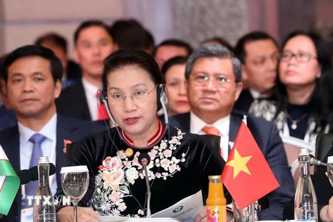 Chủ tịch Quốc hội Nguyễn Thị Kim Ngân dự và phát biểu. (Ảnh: Trọng Đức/TTXVN)