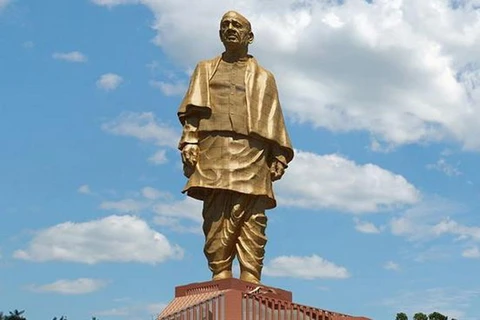 Bức tượng Sardar Vallabhbhai Patel cao 182m. (Nguồn: livemint.com)
