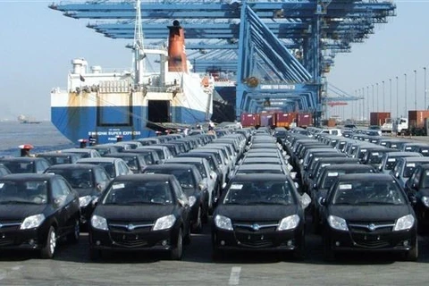 Gần 2.700 ôtô được nhập khẩu vào Việt Nam trong tuần qua