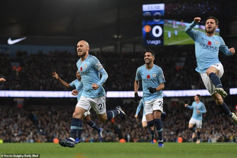 Manchester City đánh bại Manchester United ở trận cầu tâm điểm vòng 12 Premier League.