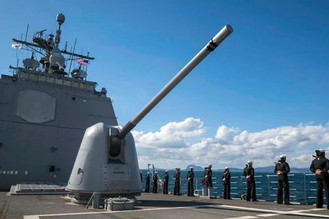 Tàu tuần dương trang bị tên lửa dẫn đường USS Chancellorsville. (Nguồn: stripes.com)