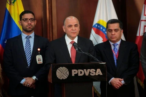 Bộ trưởng Dầu khí Venezuela Manuel Quevedo (giữa). (Nguồn: panorama)
