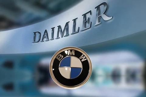 Logo của BMW và Daimler. (Nguồn: The Financial Express)
