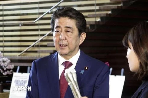 Thủ tướng Nhật Bản Shinzo Abe trả lời phỏng vấn tại Tokyo. (Ảnh: Kyodo/TTXVN)