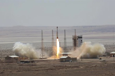 Một vụ thử tên lửa của Iran. (Nguồn: AP)