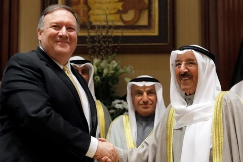 Ngoại trưởng Mỹ Mike Pompeo (trái) gặp Quốc vương Kuwait Sabah al-Ahmad al-Jaber al-Sabah. (Nguồn: Toronto Star)
