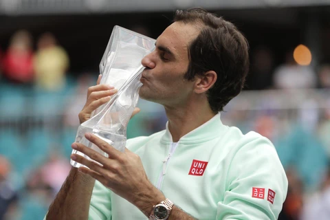 Federer lần thứ tư vô địch Miami Open. (Nguồn: AP News)