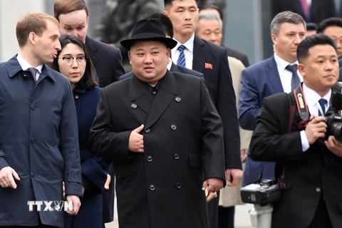 Hình ảnh nhà lãnh đạo Triều Tiên Kim Jong-un đặt chân đến Vladivostok