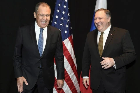 Ngoại trưởng Nga Sergei Lavrov và người đồng Mỹ Mike Pompeo. (Nguồn: yle.fi)