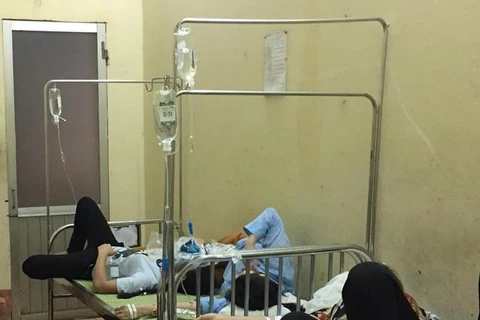 Lâm Đồng: Hơn 130 người nhập viện nghi ngộ độc sau khi ăn cỗ cưới