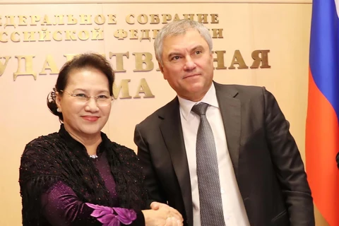 Chủ tịch Quốc hội Nguyễn Thị Kim Ngân và Chủ tịch Duma Quốc gia Liên bang Nga V. Volodin. (Ảnh: Trọng Đức/TTXVN)