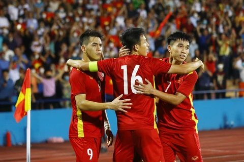 Cận cảnh U23 Việt Nam thắng vùi dập U23 Indonesia ở trận ra quân