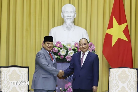 Chủ tịch nước Nguyễn Xuân Phúc tiếp Bộ trưởng Bộ Quốc phòng Indonesia